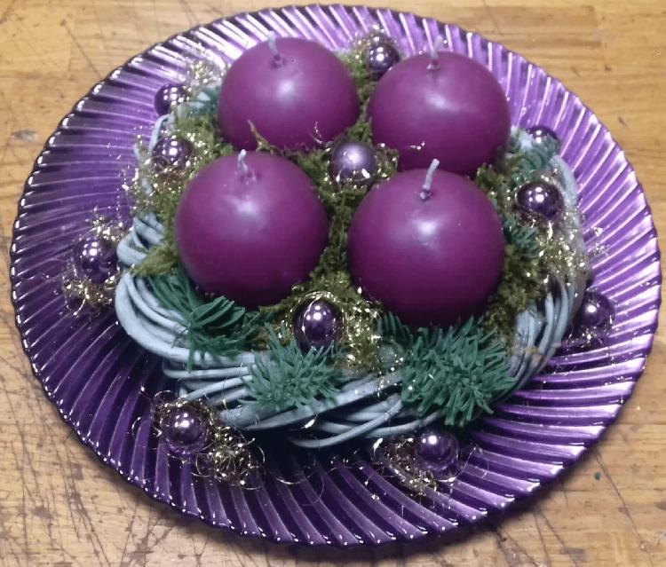 01727633621vijolični-advent.jpg-rosa-vita.si